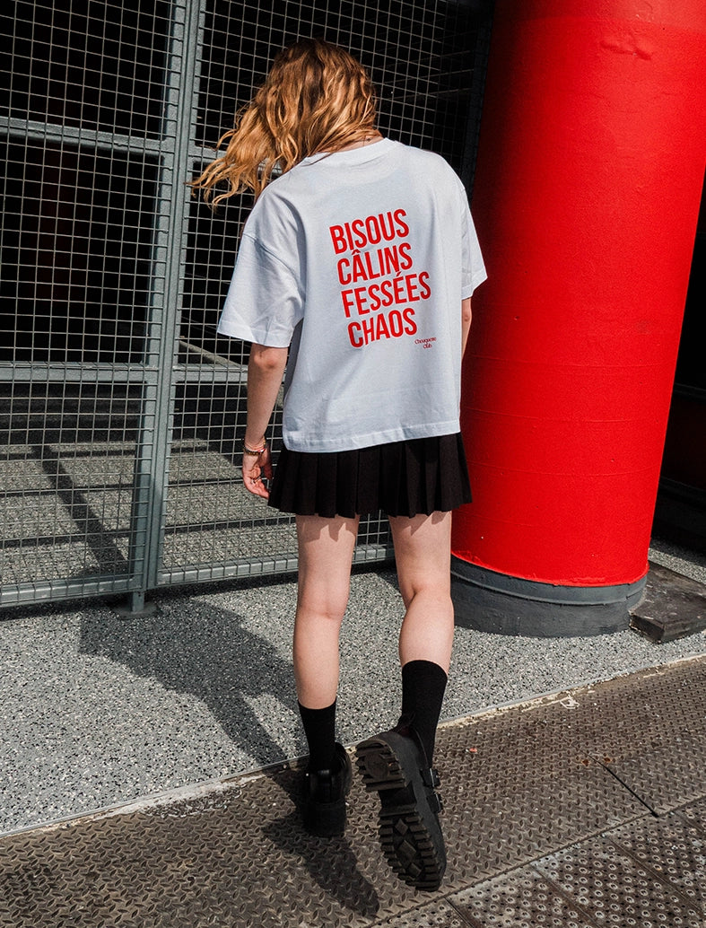 Tee-shirt femme "Bisous câlins fessées chaos" Chouquette Club