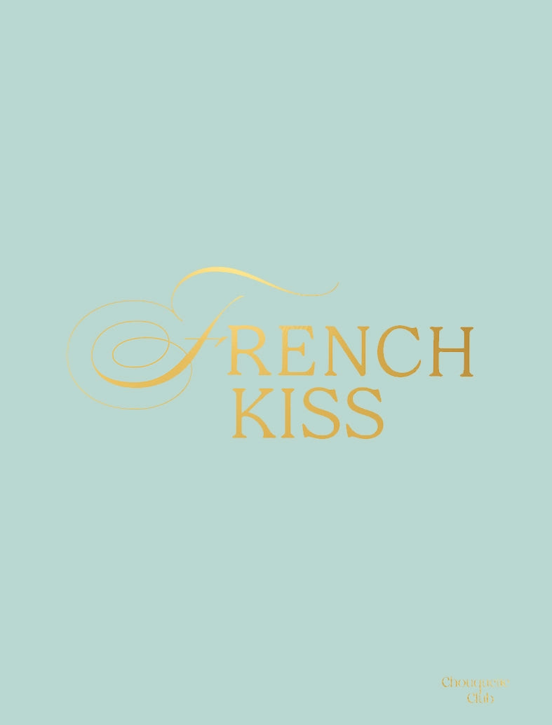 Affiche “French kiss" - lettrage doré fond bleu céladon